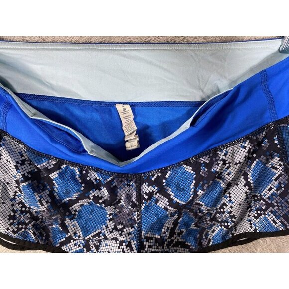 Lululemon Speed Shorts Size 8 | Blue Snake Print | Rare & Trendy - Picture 13 of 16